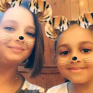 Meet your Posher, Priscilla